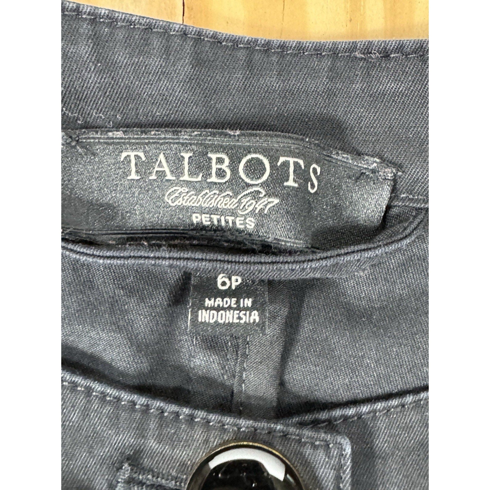 Talbots Blazer Women's 6P Petite Black 3/4 Sleeve Ruffle Trim Button Up Career