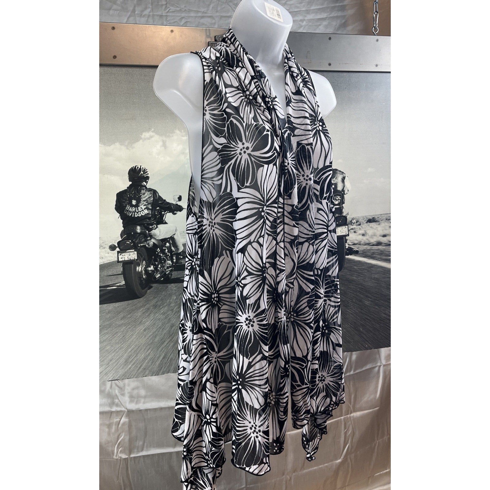 Molly + Max Black White Sleeveless Open Front Cardigan Duster Size S Made In USA