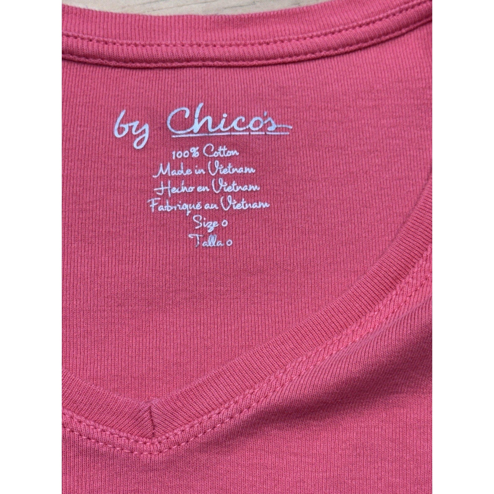 Chico's Solid Pink Red Short Sleeve V Neck Tee Shirt Top Casual Women’s Small