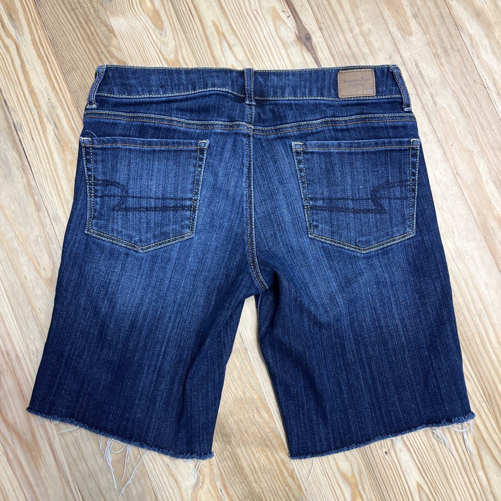 American Eagle Outfitters AEO Jean Shorts Women’s 8 Distressed Ripped Denims