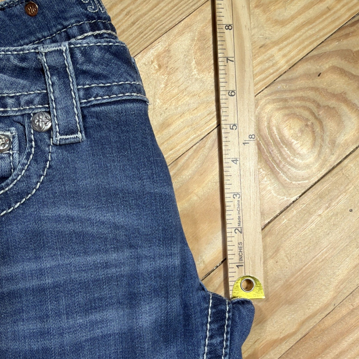 Miss Me Y2K Women's 26 Jeans Skinny JY8282S Leather Cross Embellished Low Rise