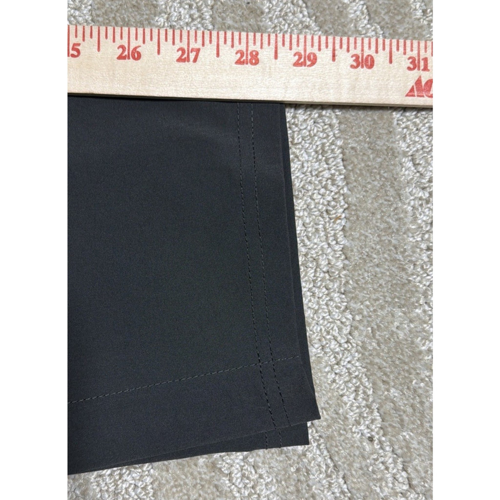 Old Navy Grey Dynamic Tech Woven Taper Pants Men's M Quick Dry Zipper Pockets
