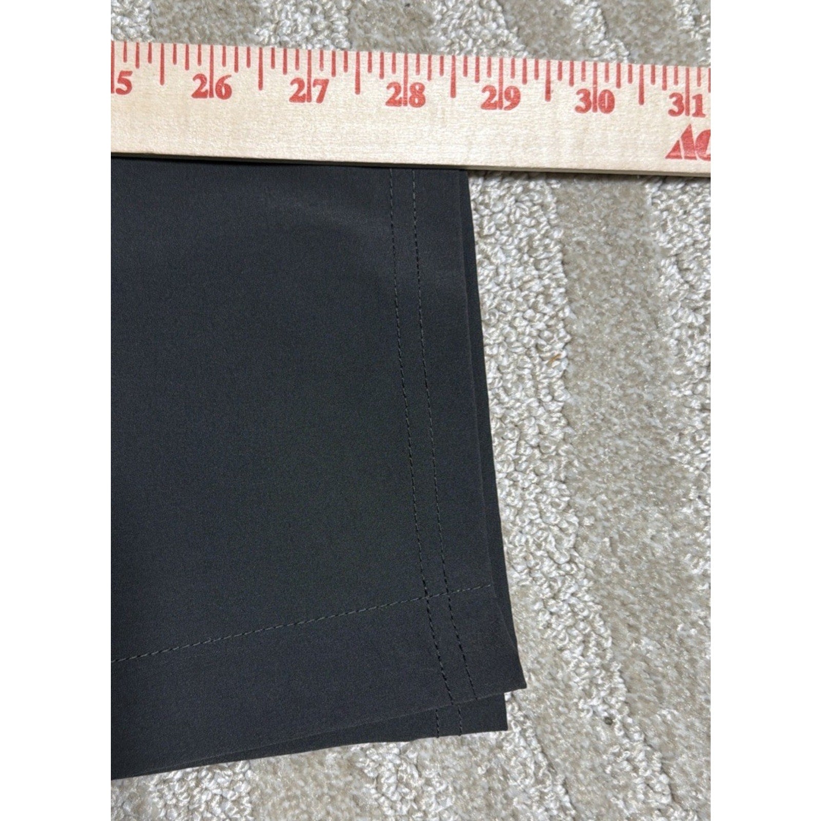 Old Navy Grey Dynamic Tech Woven Taper Pants Men's M Quick Dry Zipper Pockets