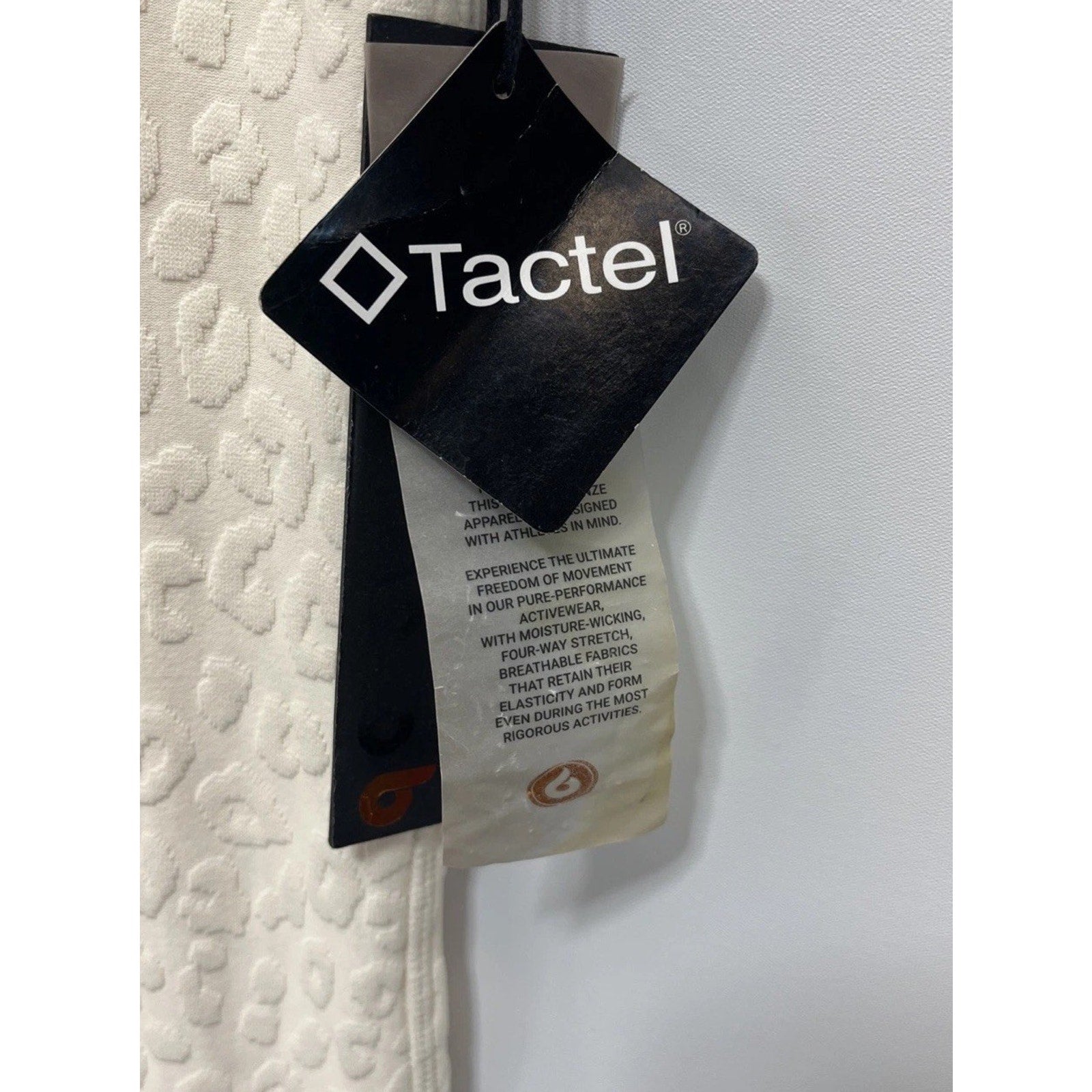 Mono B Tactel Ivory Leopard Print Lined Full Length Leggings Size Large NWT