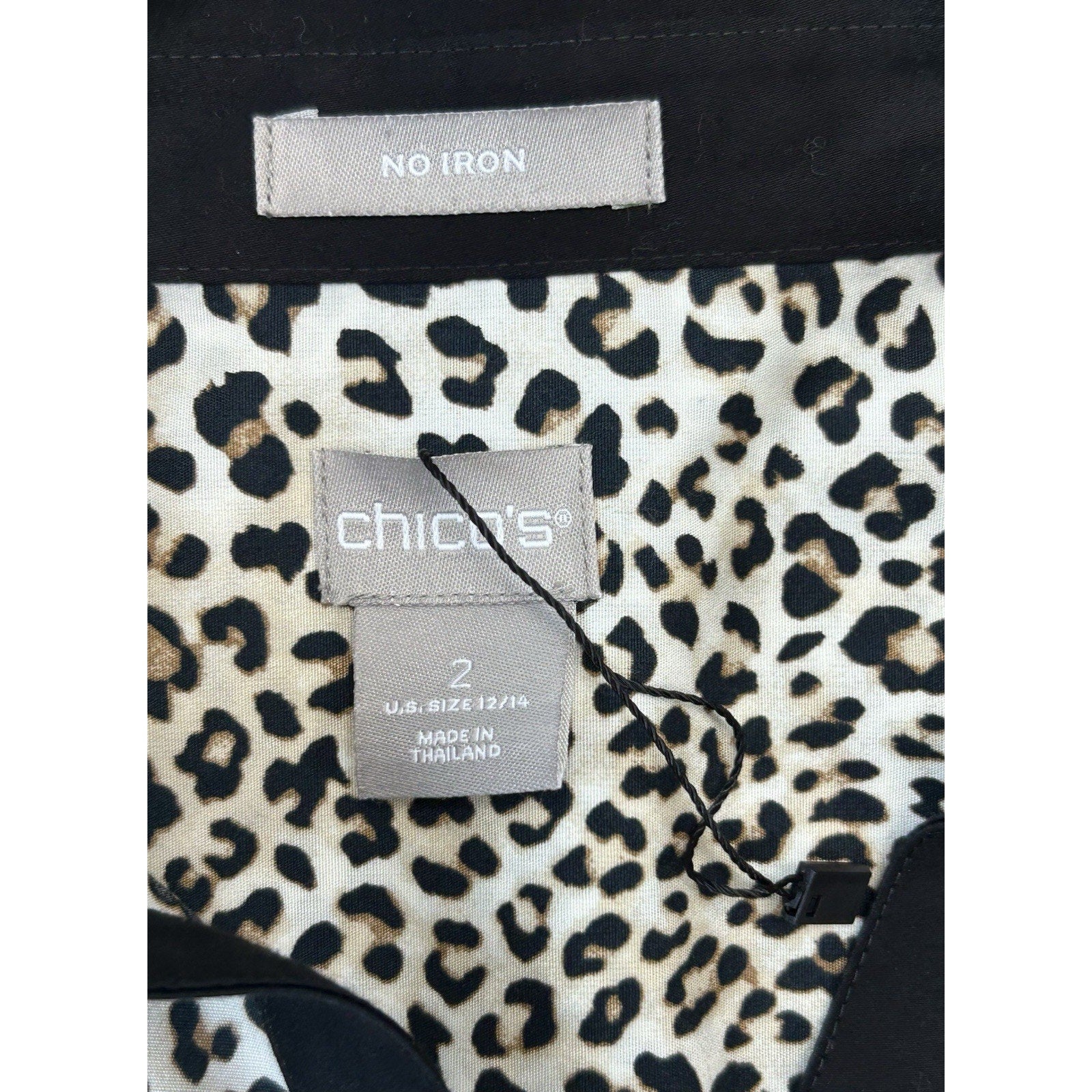 CHICO'S SZ 2 (Large/12) NO-IRON LONG SLEEVE BLOUSE LEOPARD PRINT BLOUSE NWOT.