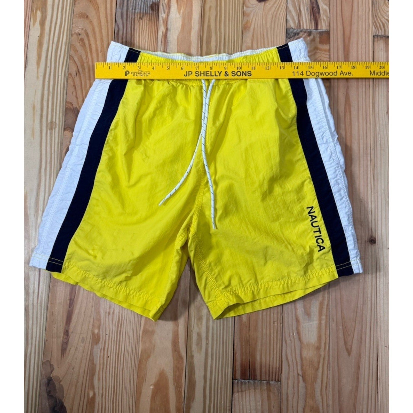 Nautica Swim Shorts Trunks Men's Size Small Nautical Logo 6" Yellow Black White