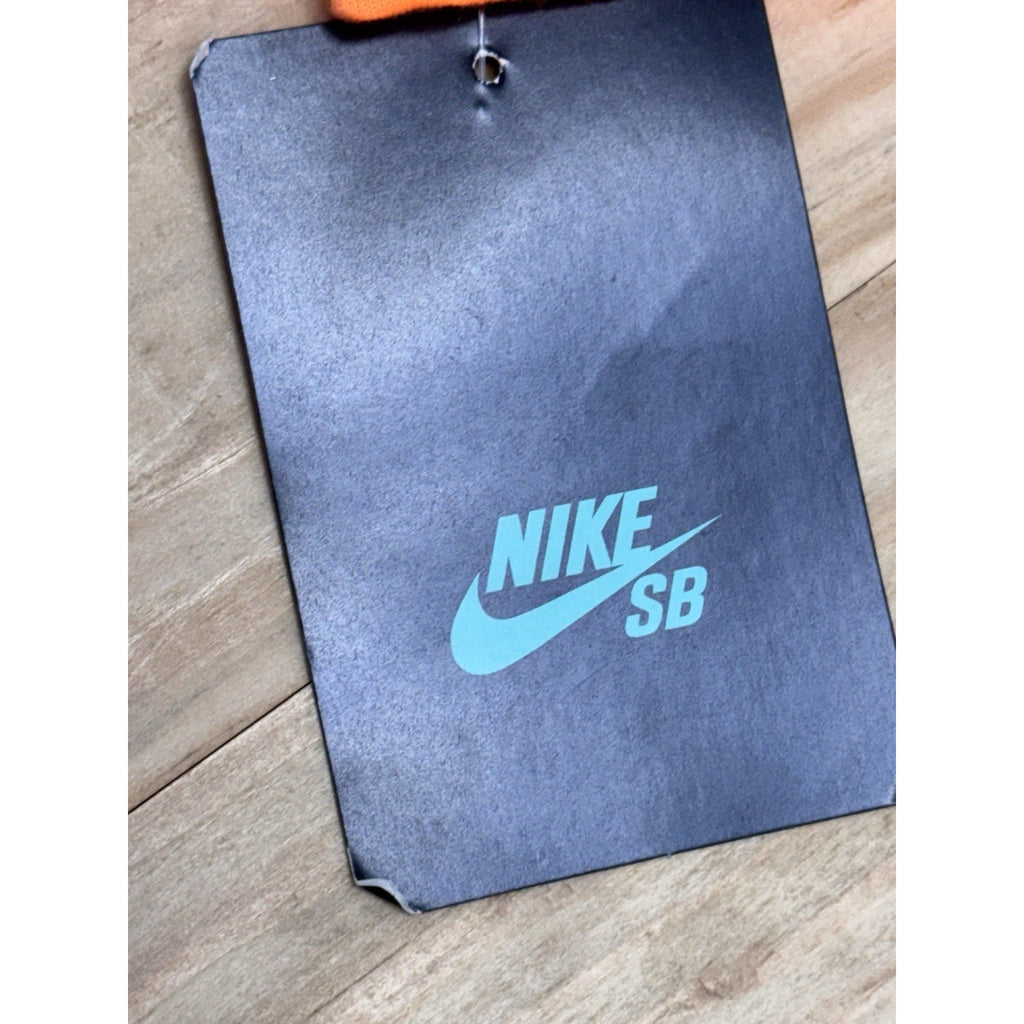 Nike SB Boys Nike Skateboarding Swoosh Graphic Logo Basic Crewneck T-Shirt Sz M