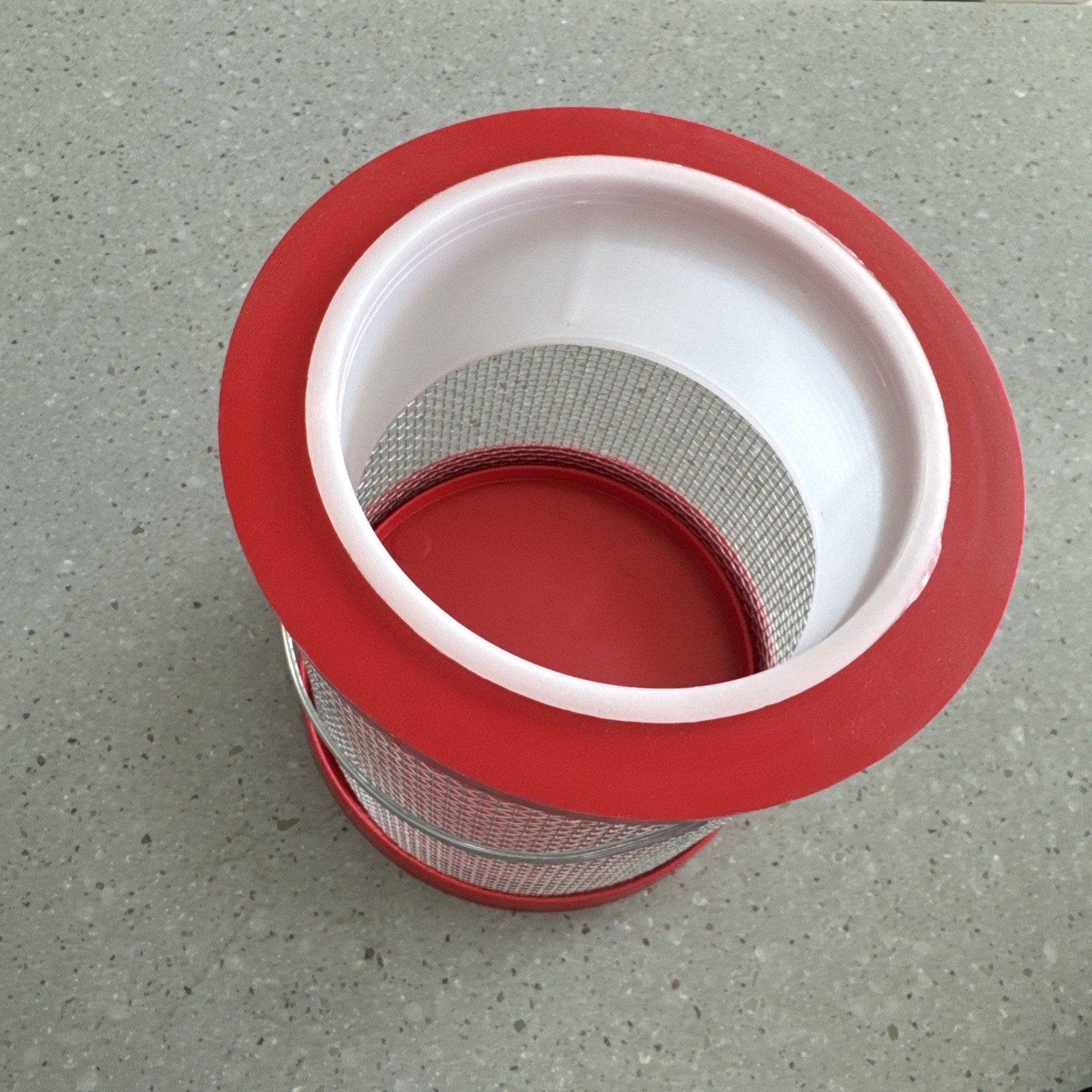 Challenge 50297 Round Cricket Cage Red 6" x 6" Wire Mesh Made in USA