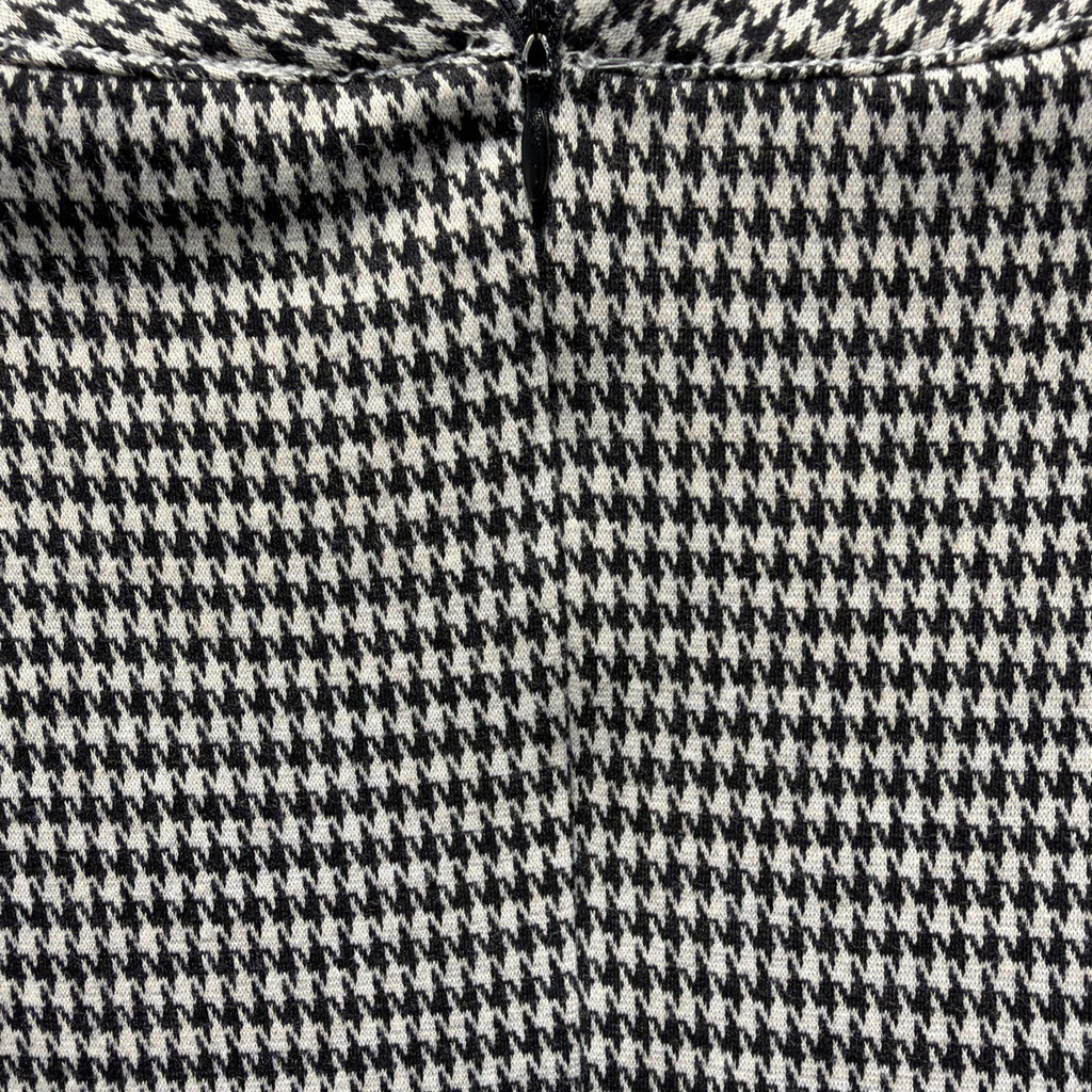 LOFT Houndstooth Ruffle Trim Flounce Long Sleeve Soft Knit Dress Size 2