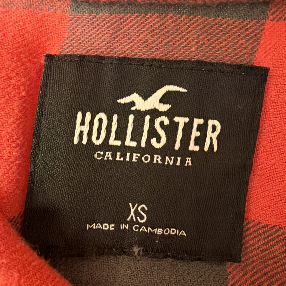 HOLLISTER Mens XS Red Black Buffalo Plaid Flannel Shirt Long Sleeve Button Up