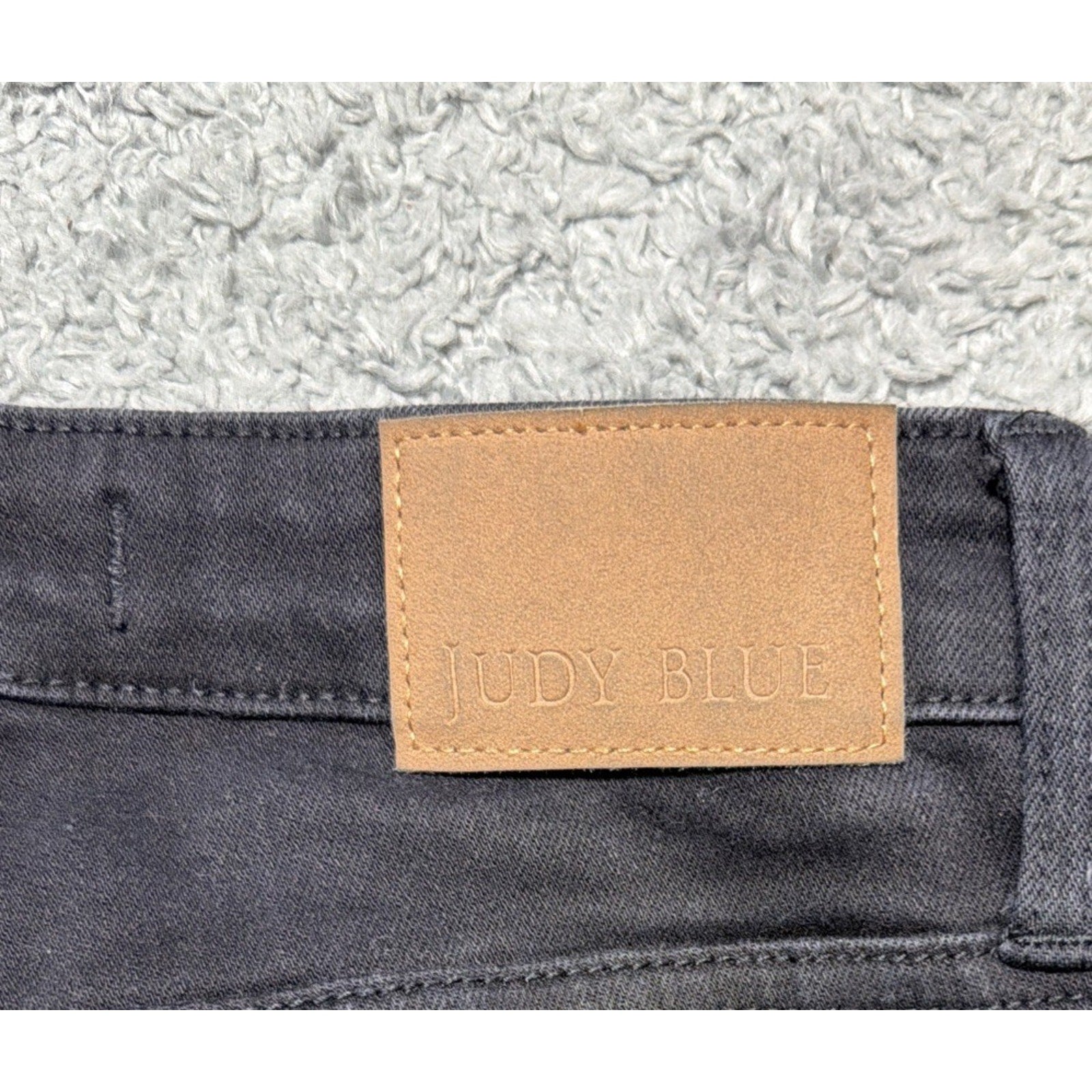 Judy Blue Dad Jeans Women’s 5/27 Black Cross Over High Rise
