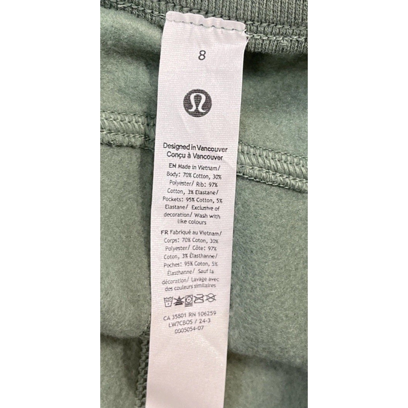LULULEMON SCUBA HIGH-RISE SHORTS 5” in MEDIUM FORREST (MEFO) SZ 8 NWT