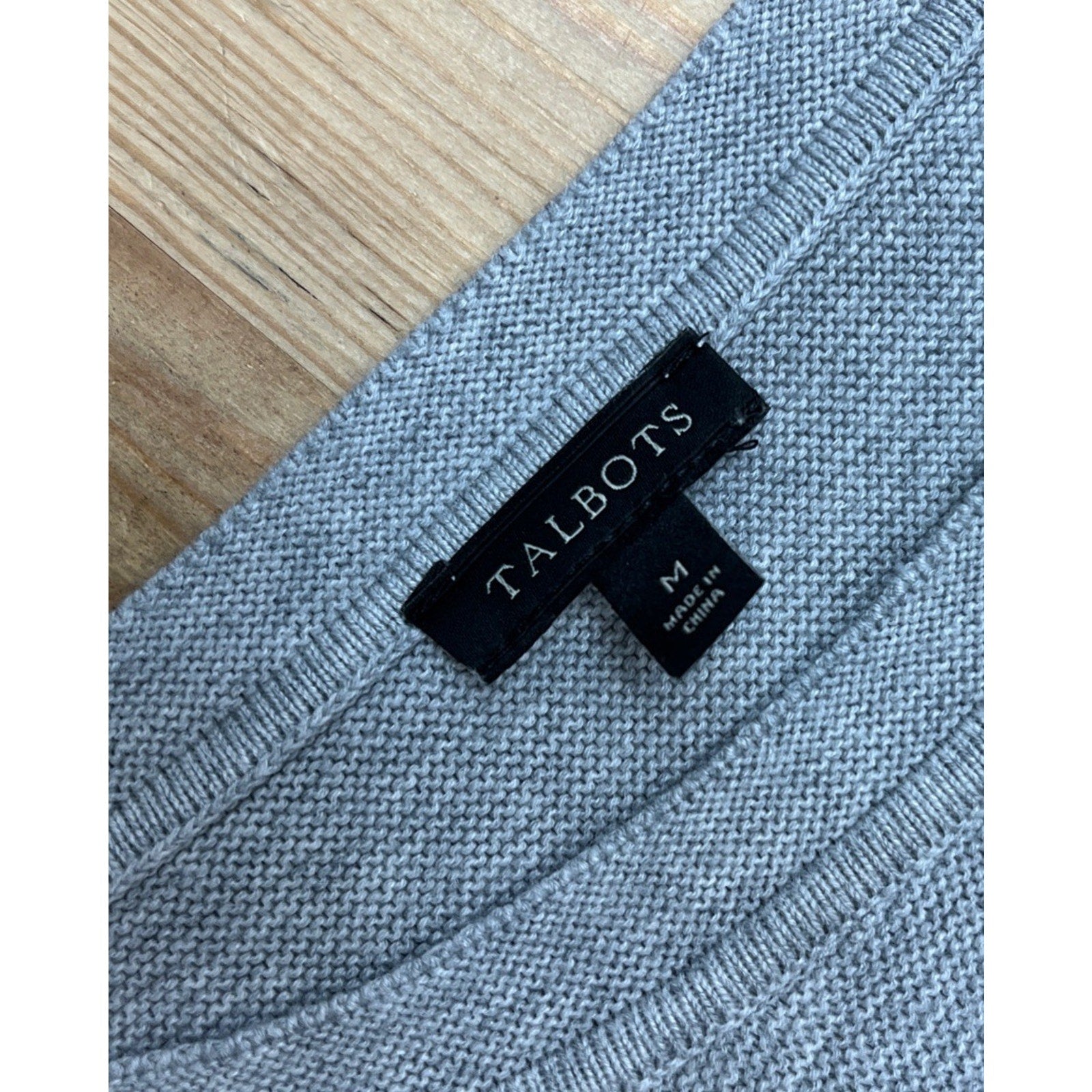 Talbots Petite Women's Gray W/Multicolor Stripes 3/4 Sleeve Buttons Sweater M