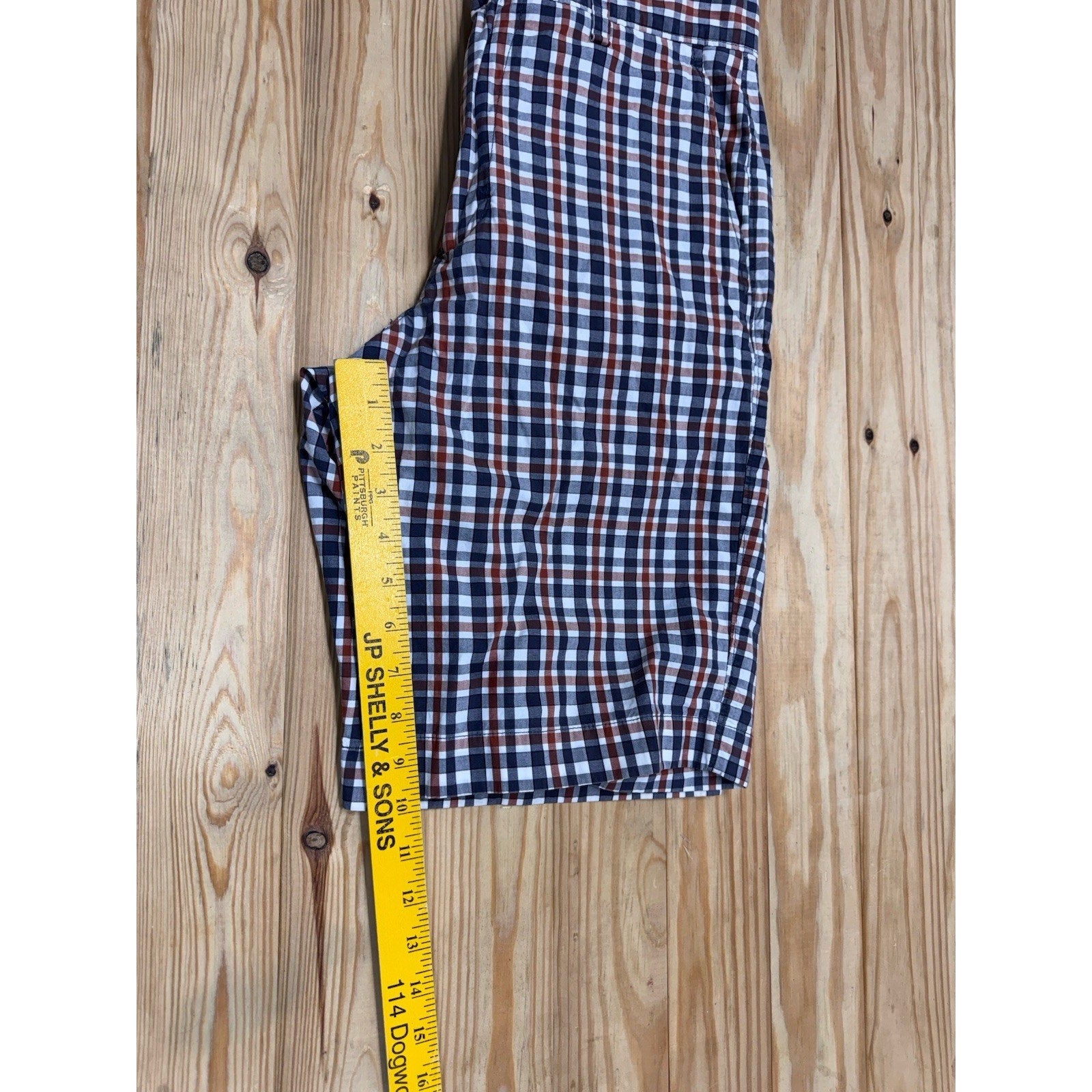 J. Crew Mens Knee Length Shorts Sz 31 Plaid Flat Front Zip Fly Midrise