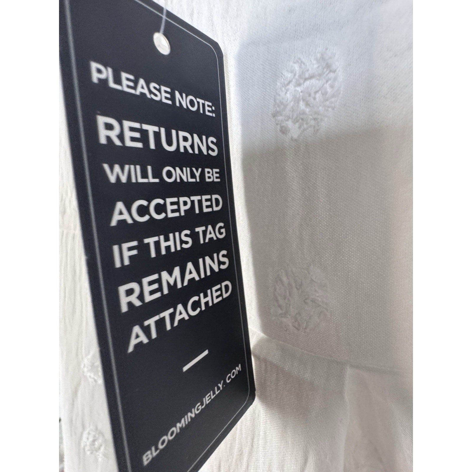 Blooming Jelly Size XXXL White Swiss Dot Embossed Floral Texture New With Tags