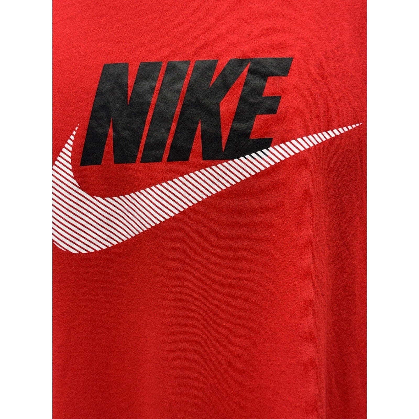 NIKE Classic White Striped Logo Red Cotton Comfort Soft T-Shirt Men’s Size XL