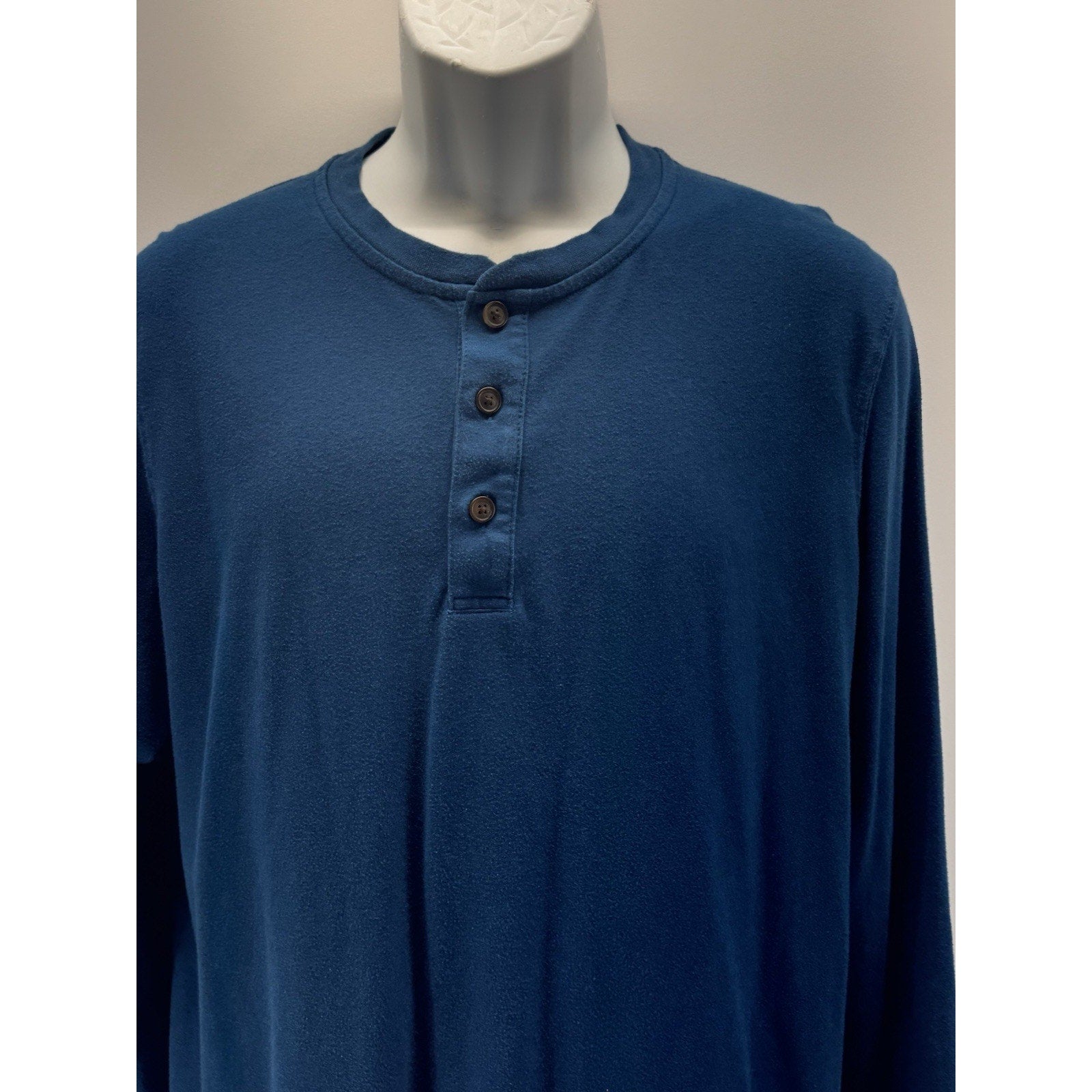 CROFT & BARROW MENS EASY CARE TEAL BLUE LONG SLEEVE COTTON BLEND HENLEY SIZE M