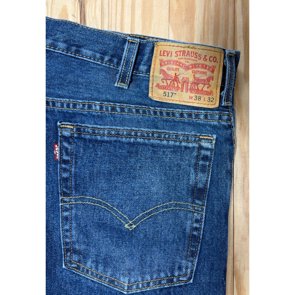 Levi’s 517 Bootcut size 38x32 Men’s Blue Denim Jeans 100% Cotton