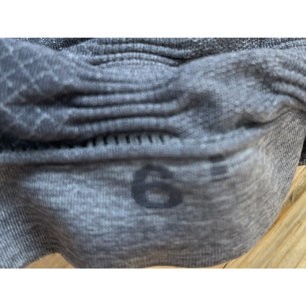 Lululemon Ebb And Flow Capri Yoga Leggings Activewear Scrunched Designs Size 4