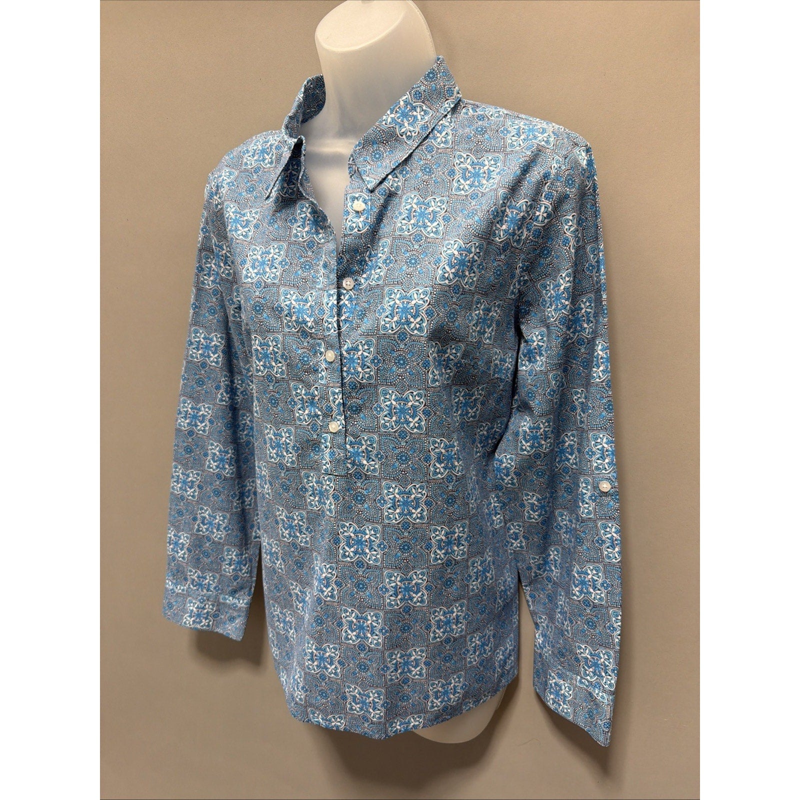 Talbots Popover Blue Medallion Scene Print 1/2 Button Shirt MP Career Casual