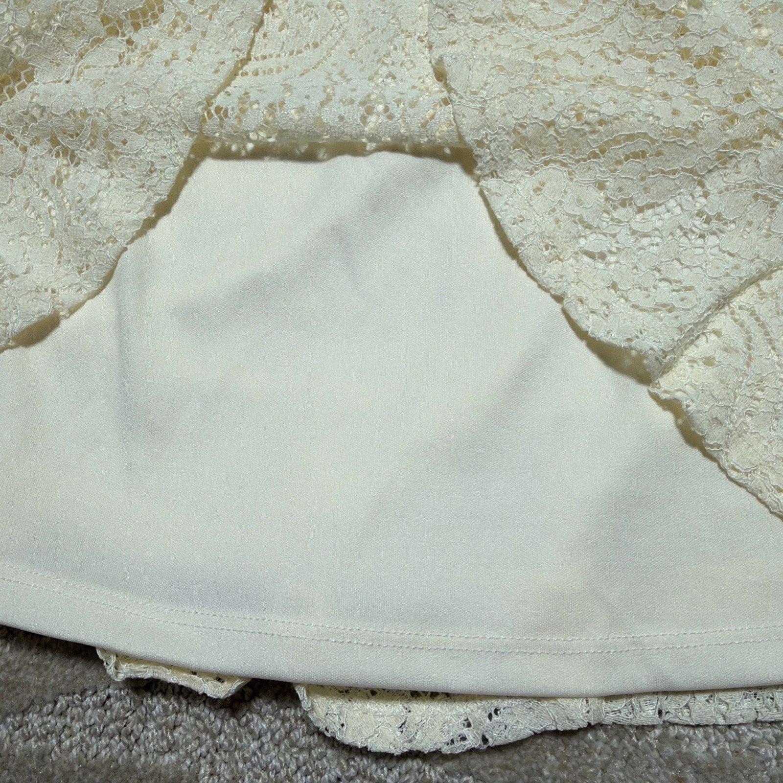 Francesca's Jamie Lace Ruffle Mini Skirt M Ivory Romantic Cottagecore Fairy NWT