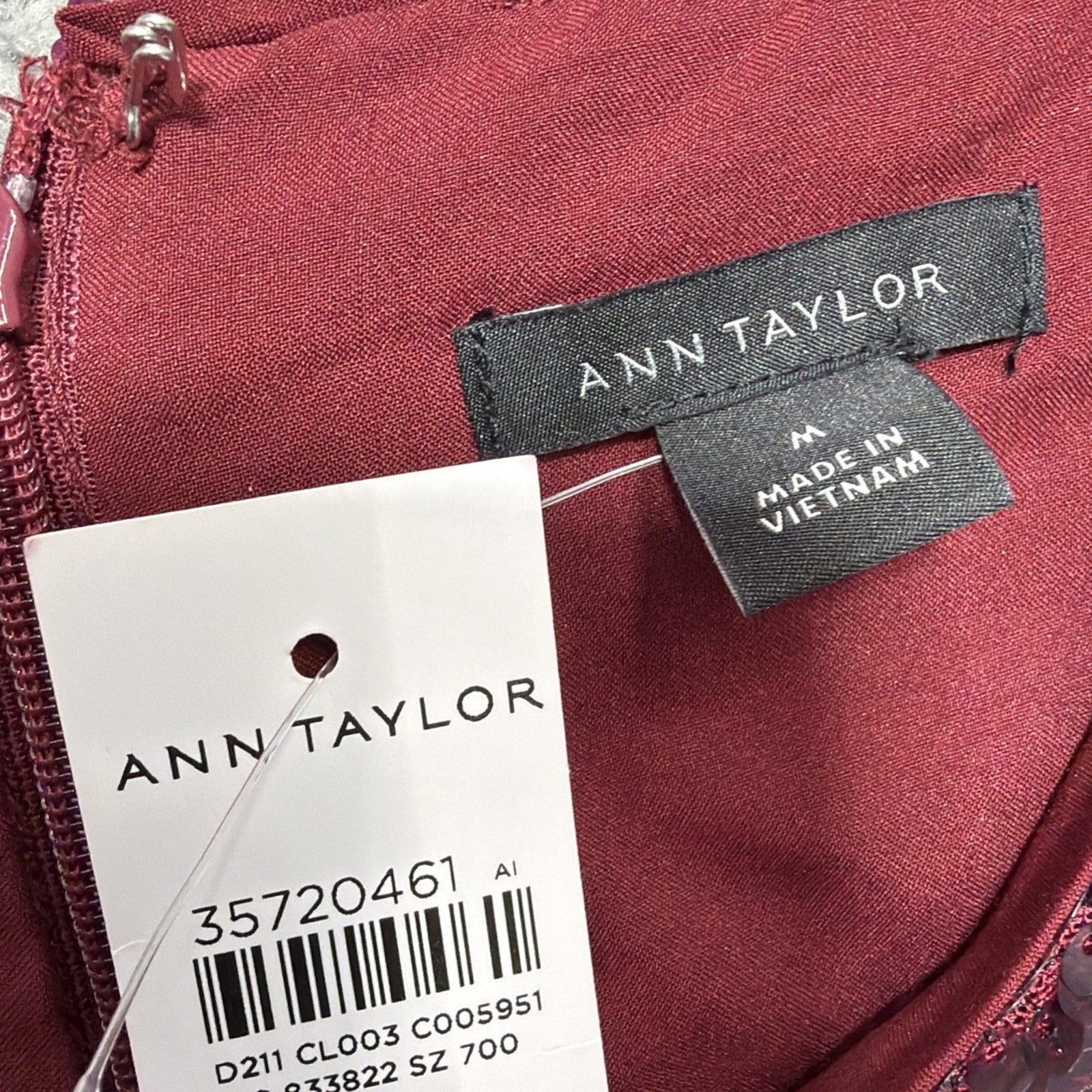 NWT Ann Taylor size Medium burgundy Lined sequined short sleeve top $129