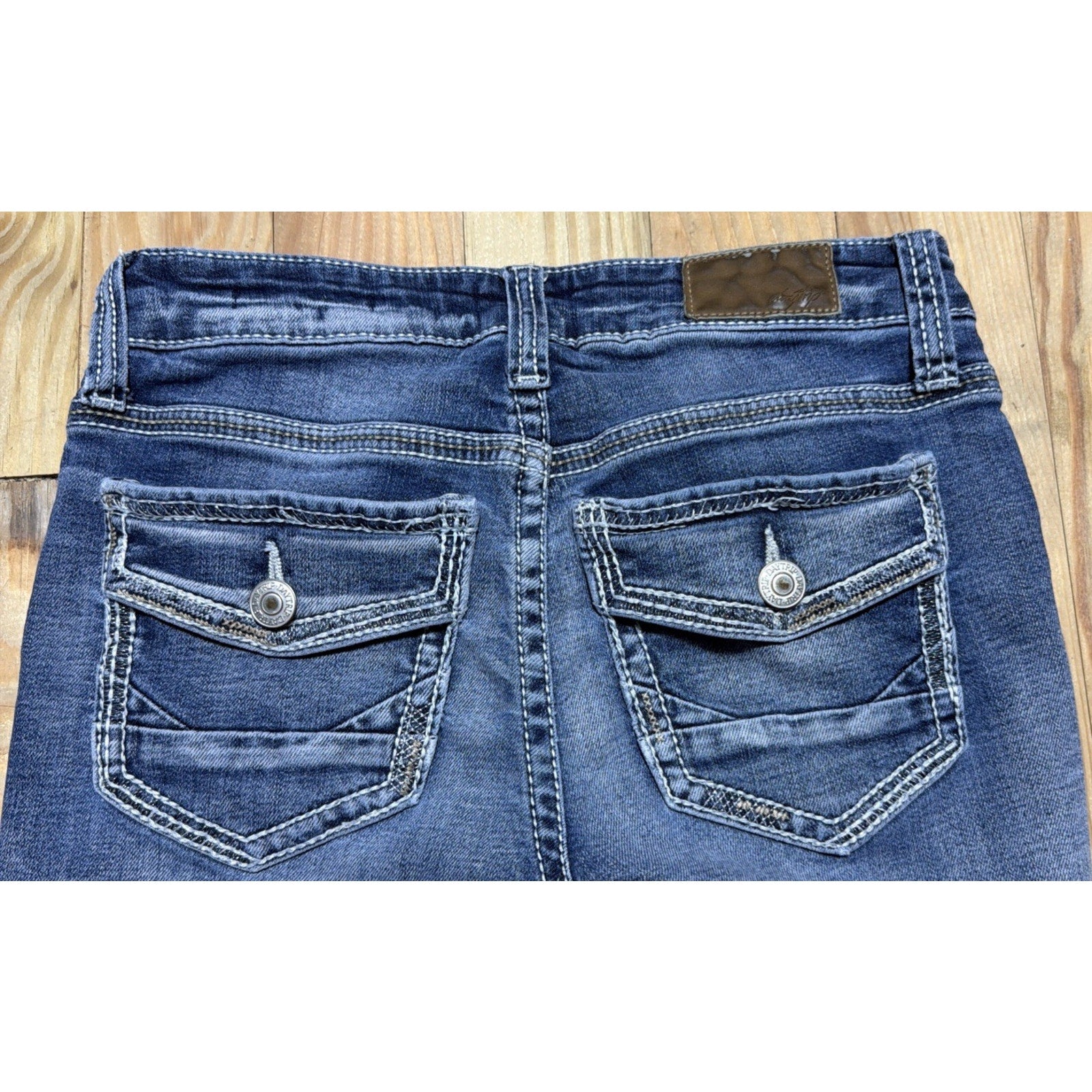 Daytrip Virgo Straight Jeans 27S Womens Signature Whiskering Blue Stretch Denim