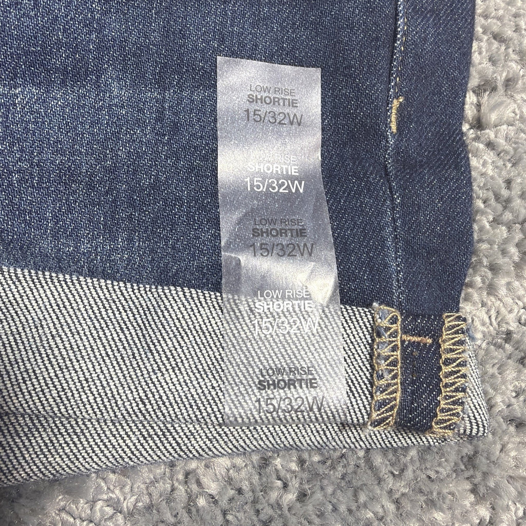 SO GOODS FOR LIFE SHORTS LOW RISE SHORTIE 2.5 IN STRECH CUFFED DENIM 15/32