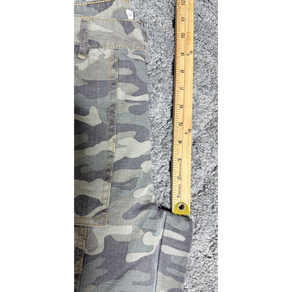 Sincerely Jules Camo Cargo Pants High Rise Straight Relaxed Fit Green 1/24 New