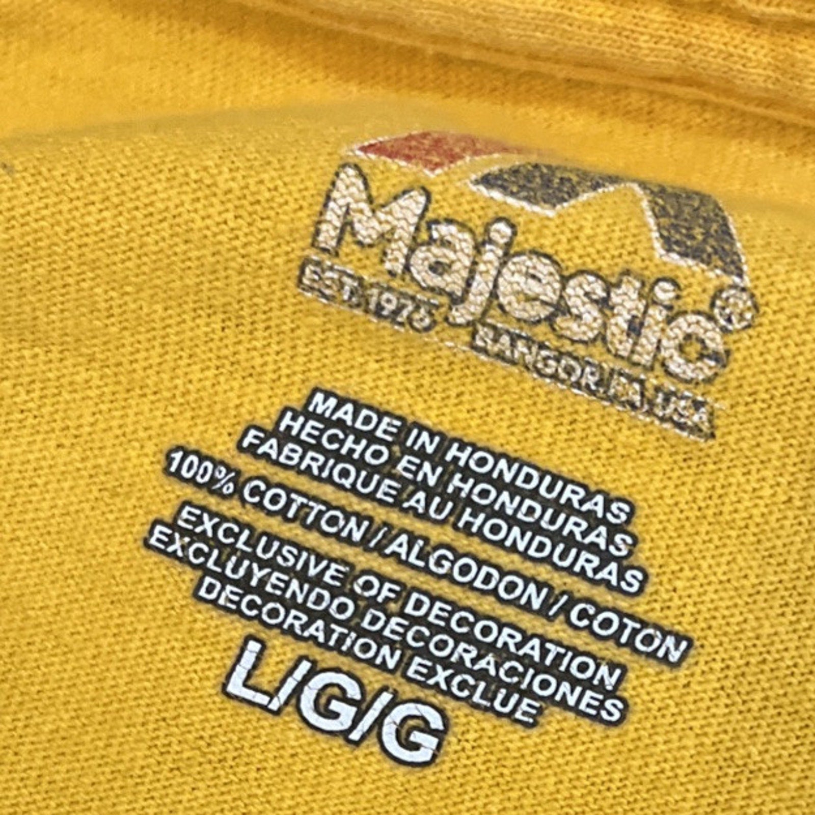 Majestic NHL Nashville Predators T Shirt Long Sleeve Crew Neck Gold Large