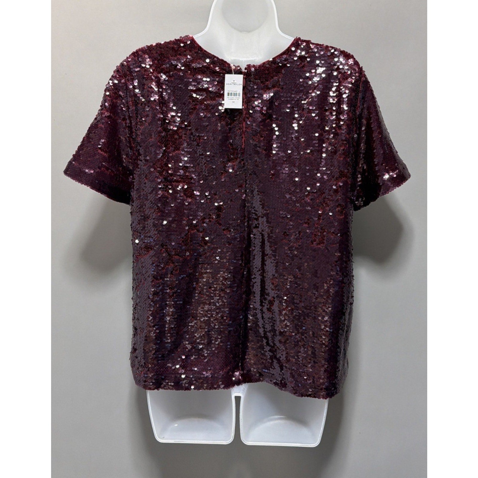 NWT Ann Taylor size Medium burgundy Lined sequined short sleeve top $129