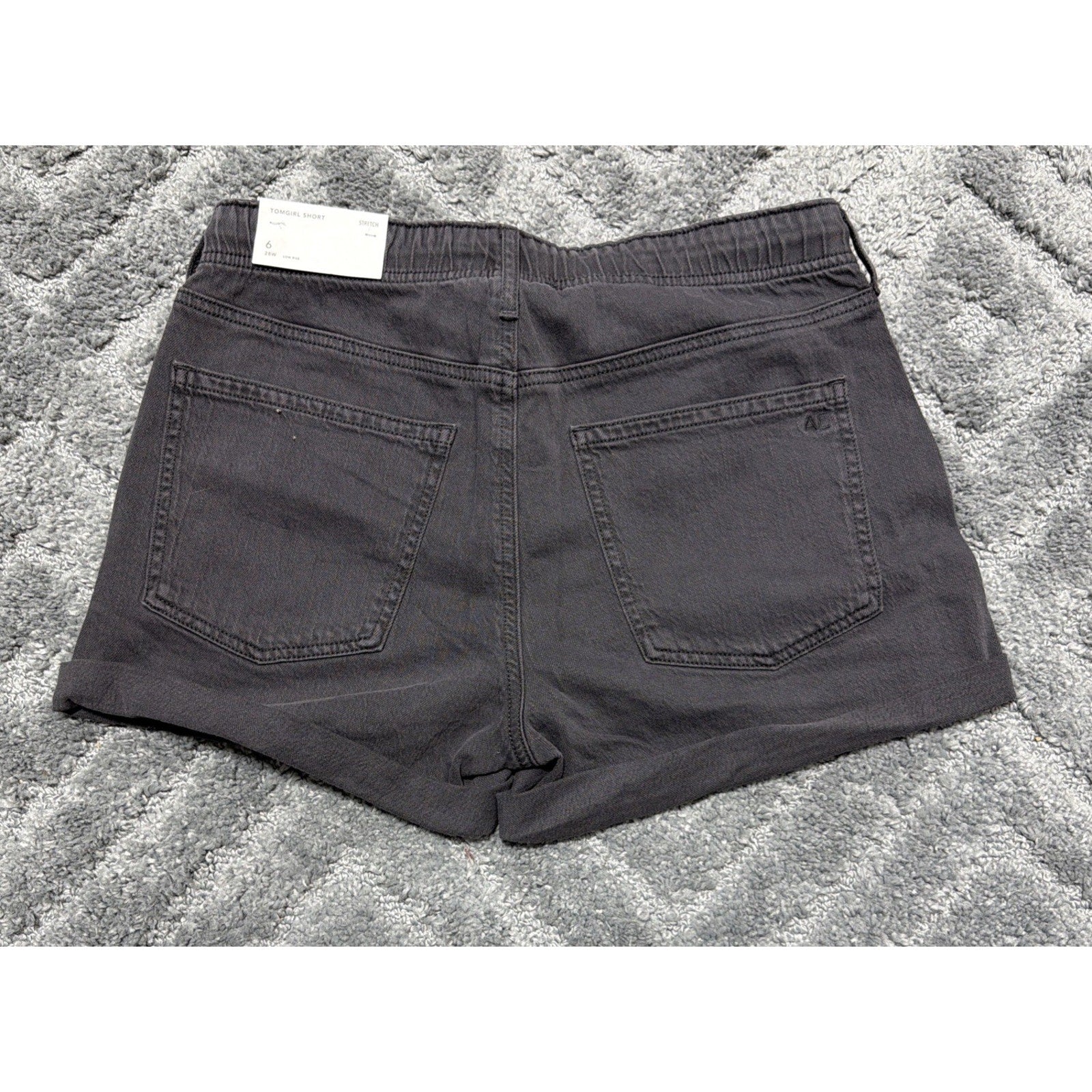 American Eagle Low Rise Denim Tomgirl Gray Shorts Womens Sz 6 New