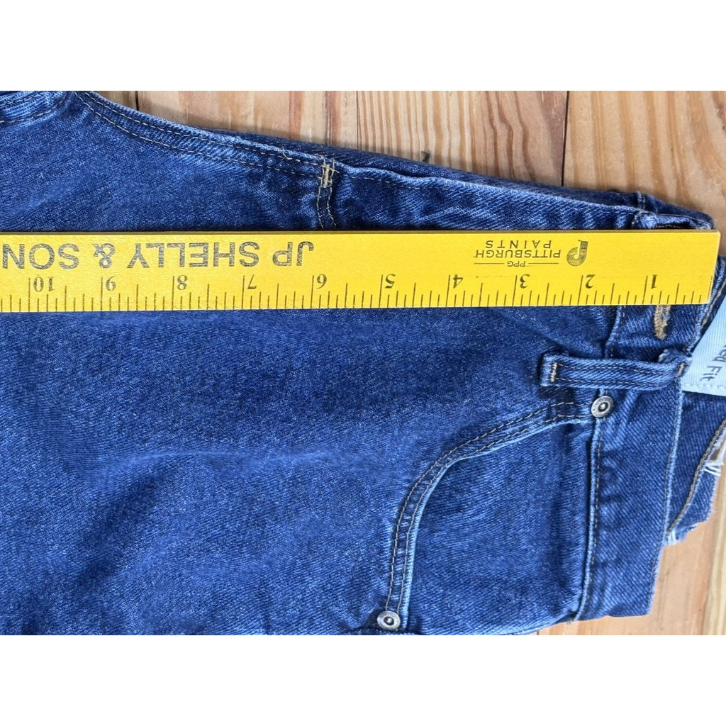 Gander Mountain women's 100% cotton relaxed Fit jeans size 6 Short Mid Rise