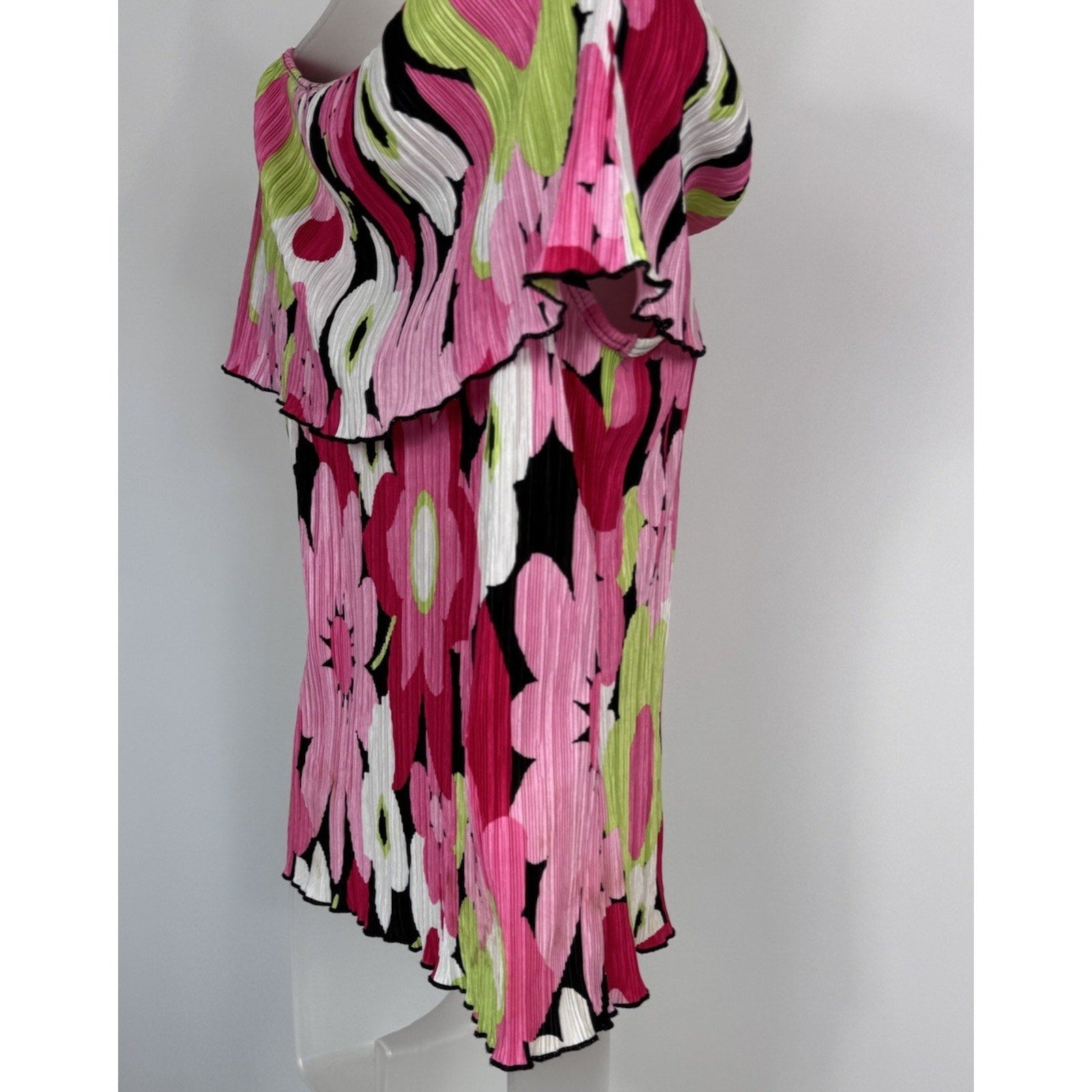 CDW Creative Design Works Inc. Top Blouse Pink Tones Flowers Womens Size Large