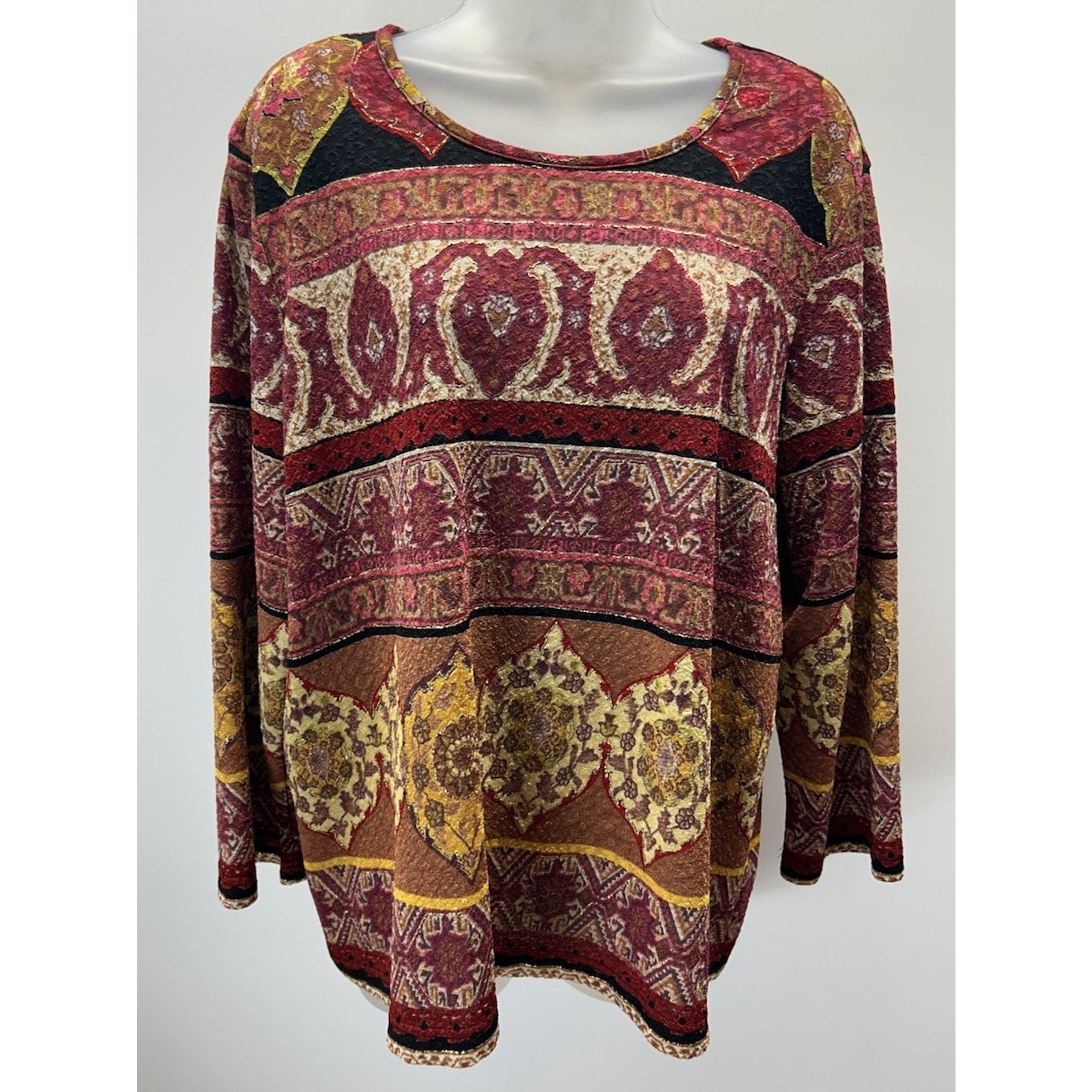 Napa Valley Womens Size XL Blk/Red Floral V-neck Stretch Top.