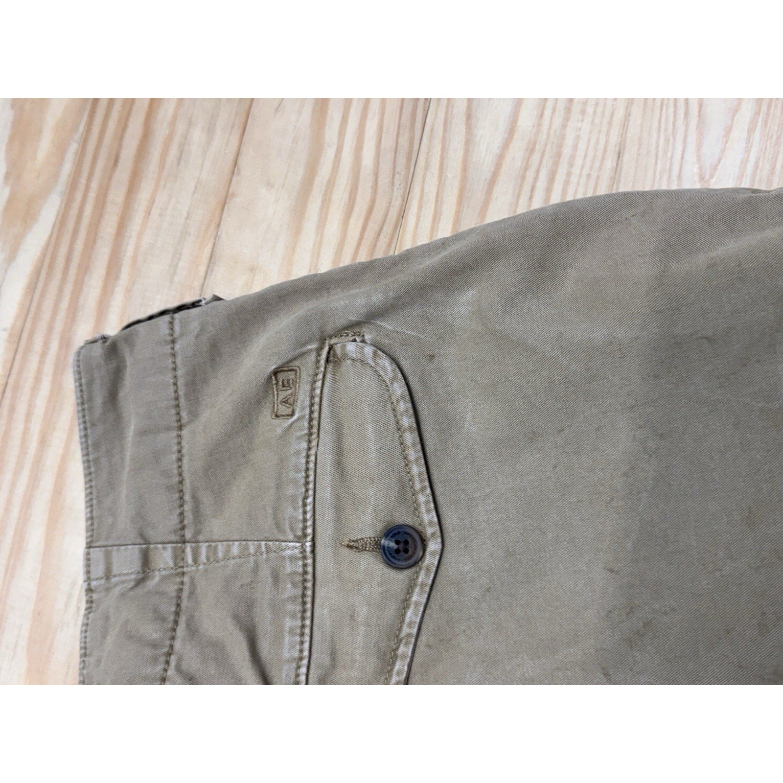 AE AMERICAN EAGLE CLASSIC Khaki CASUAL COTTON Stretch SHORTS MENS SIZE 31 x 10