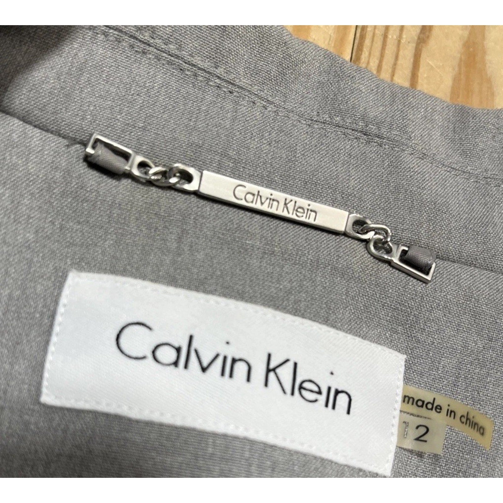 Calvin Klein Luxe Stretch 2 Button Notch Lapel Long Sleeve Lined Blazer Size 12