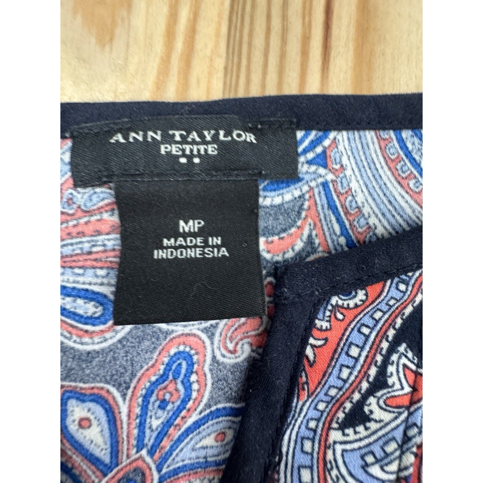Ann Taylor Paisley Blouse Blue And Orange Women’s Medium Petite