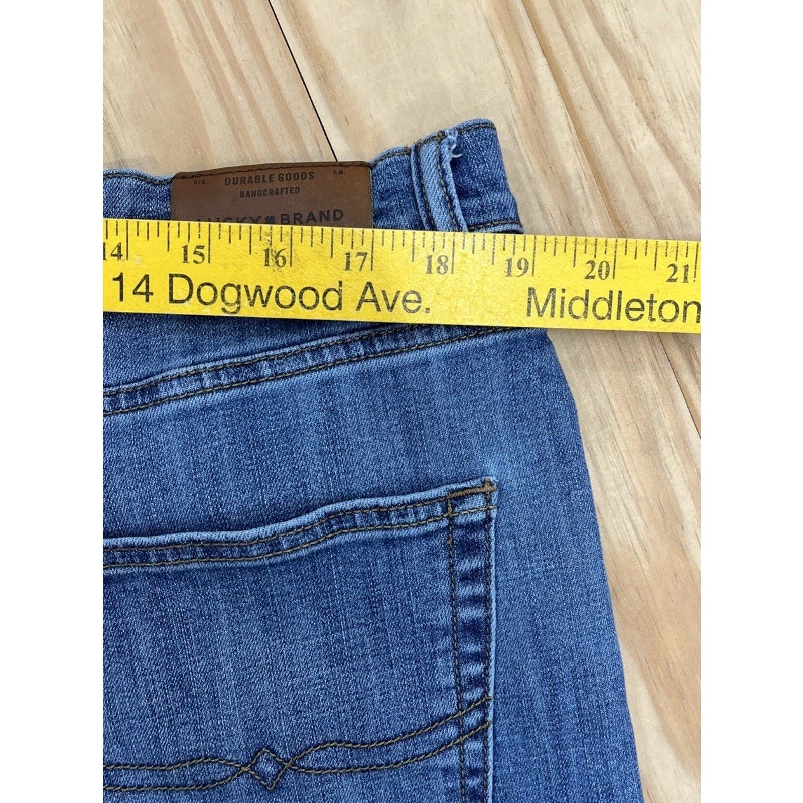 Lucky Brand Jeans 410 Athletic Slim Stretch Mens 38x30 Blue Denim