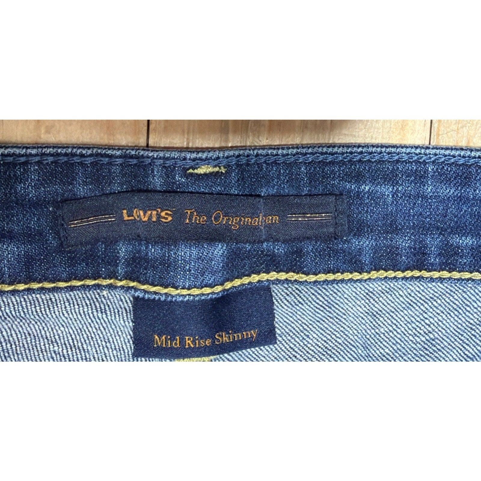 Levis The Original Mid Rise Skinny Jeans Womens 10M Blue Dark Wash Stretch Denim