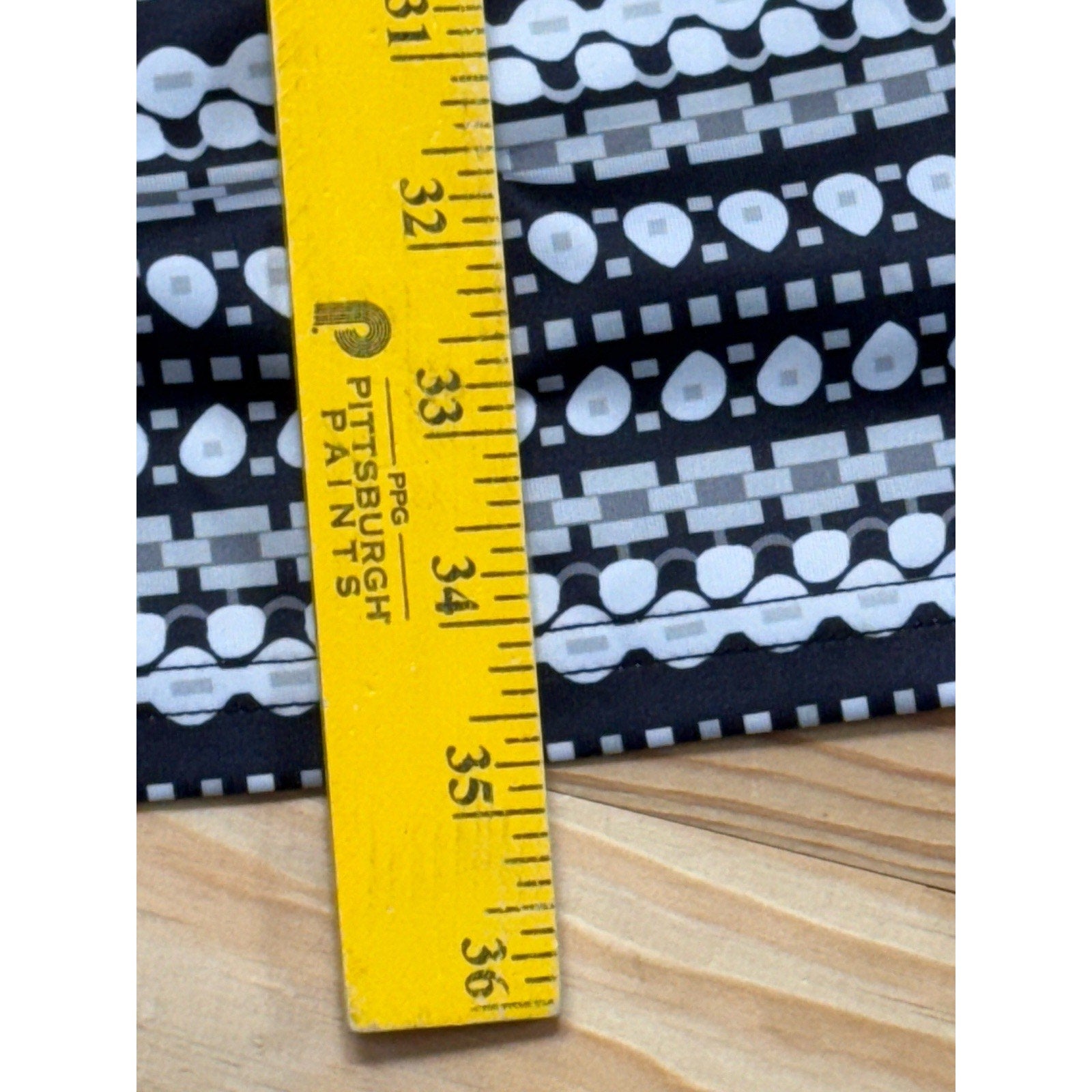 C.O.Z.Y Black Dress White Gray Geometric Design Women’s Size Large NWT