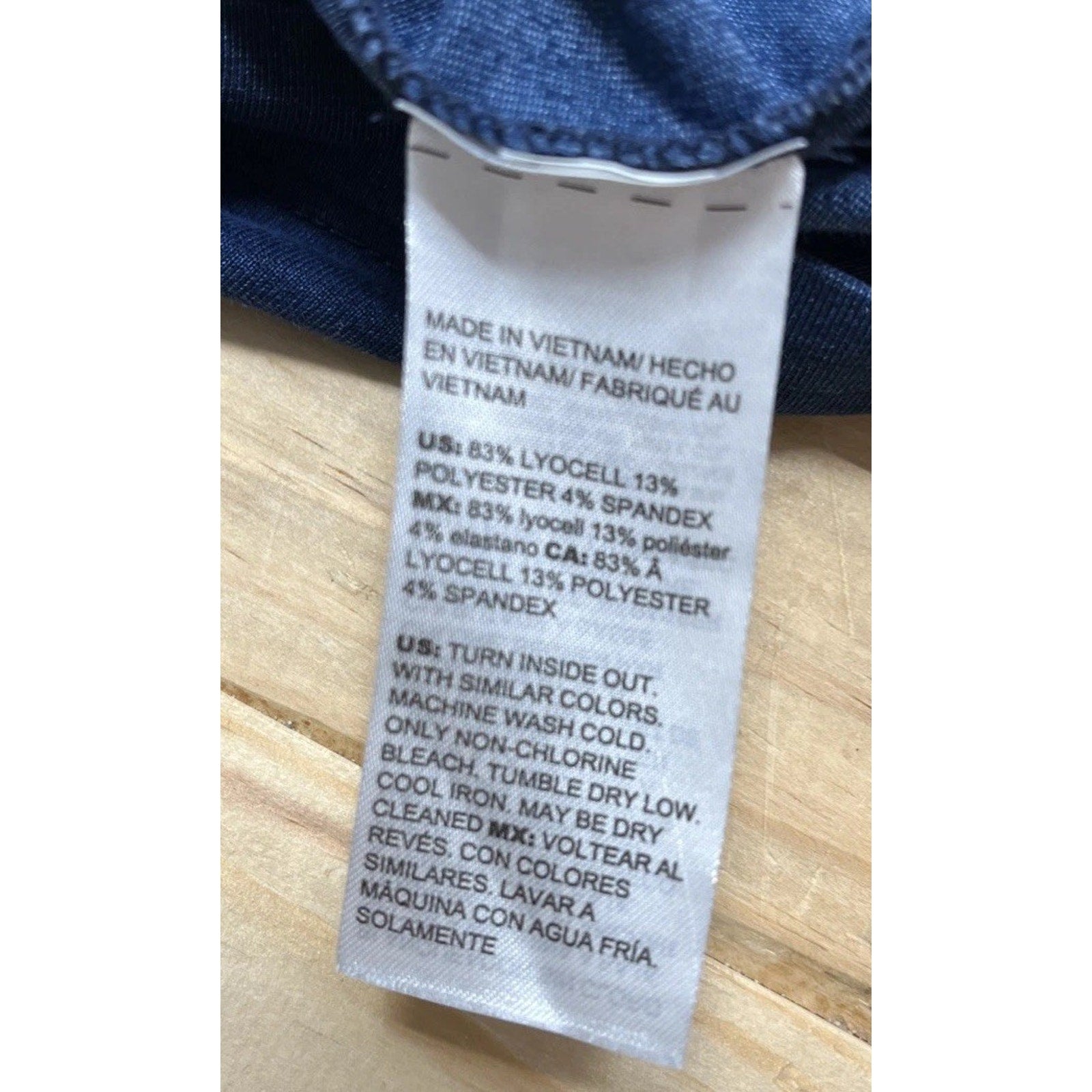 Chico's Navy Semi Sheer Stretch Top 3/4 Bell Sleeve Size 3 EUC