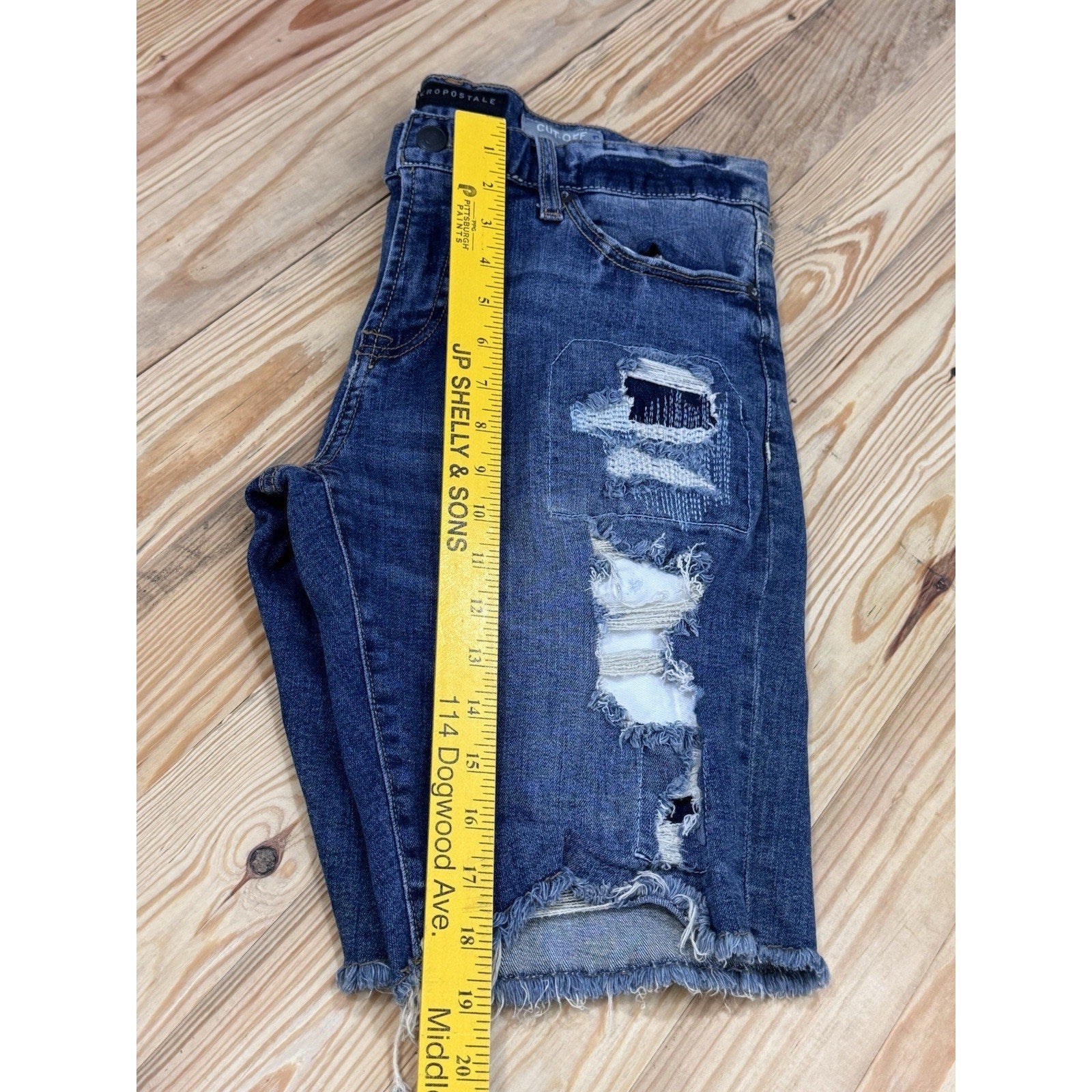 Aeropostale Adult Denim Slim Cut-Off Ripped Shorts Size 30 Men’s Aero Blue