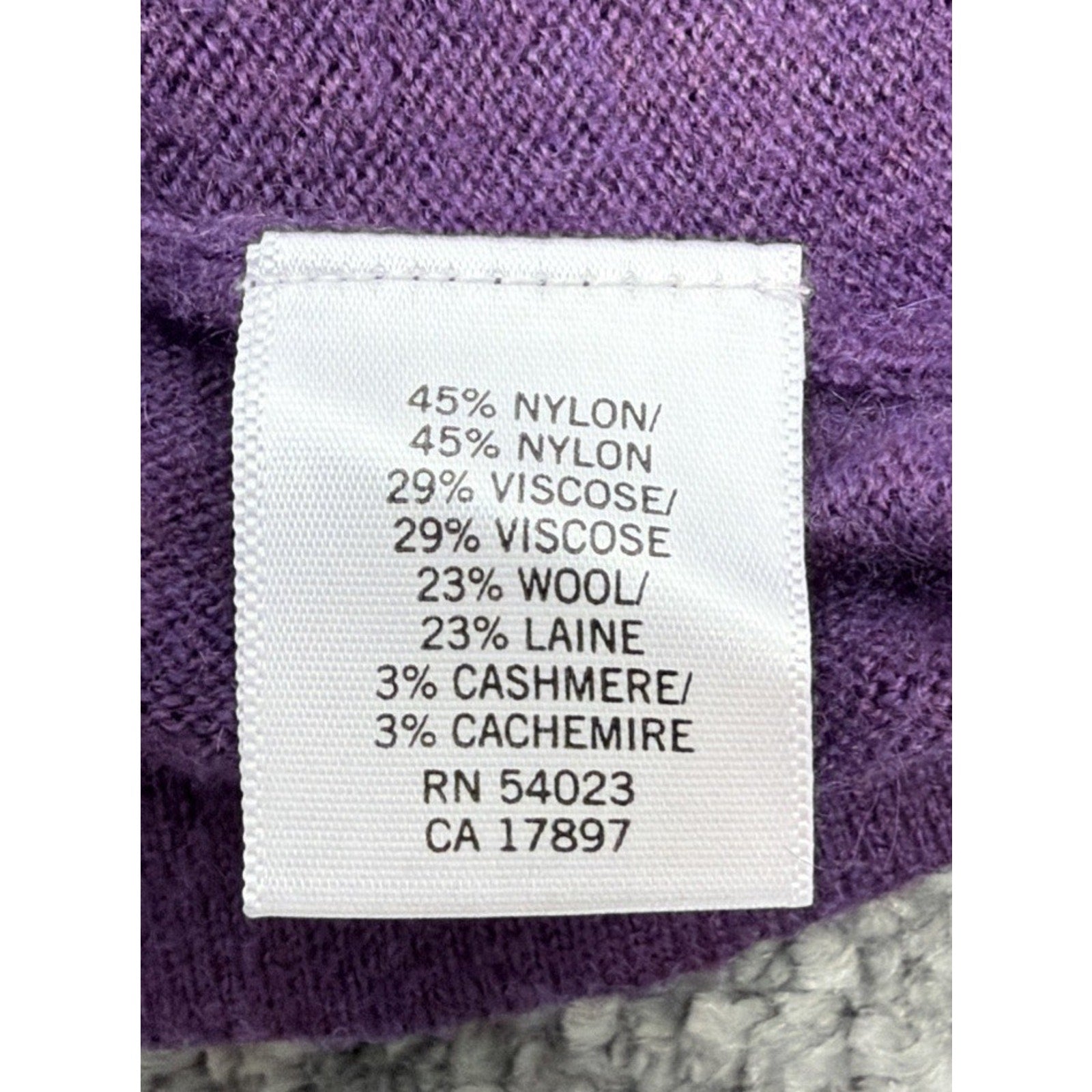 BANANA REPUBLIC Purple Cashmere Wool V Neck Long Sleeve Sweater Size