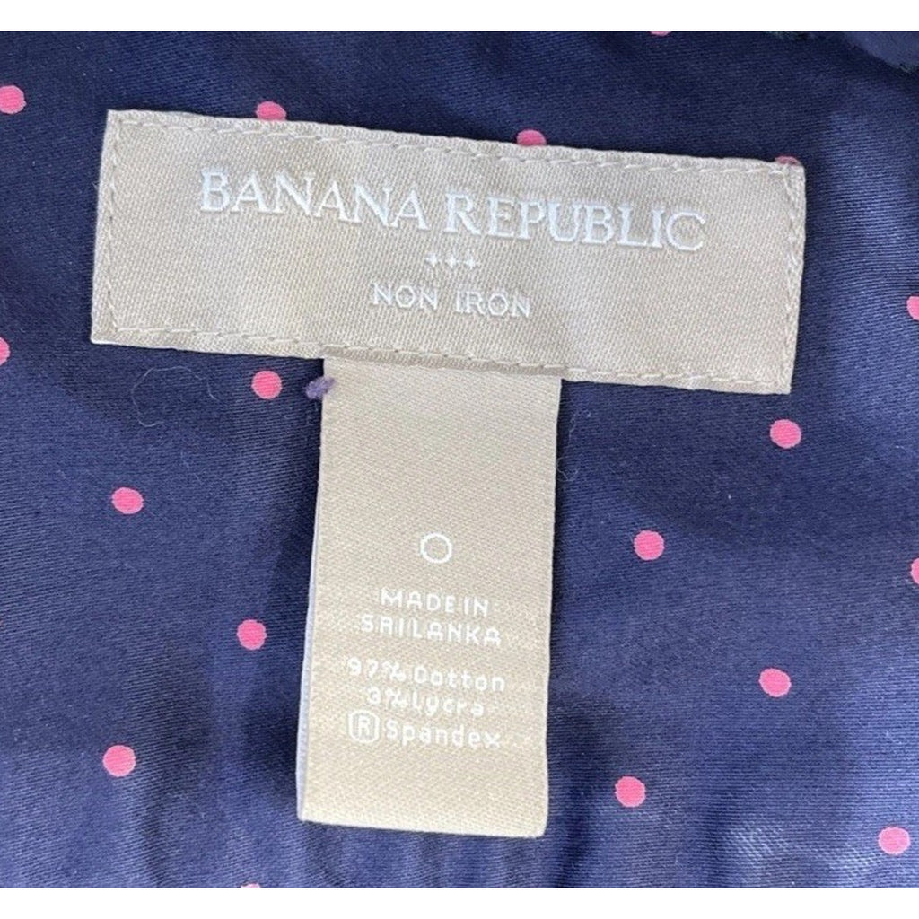 Banana Republic Non Iron Shirt Top Women’s Size 0 Button Up LS Blue W/ Pink Dots