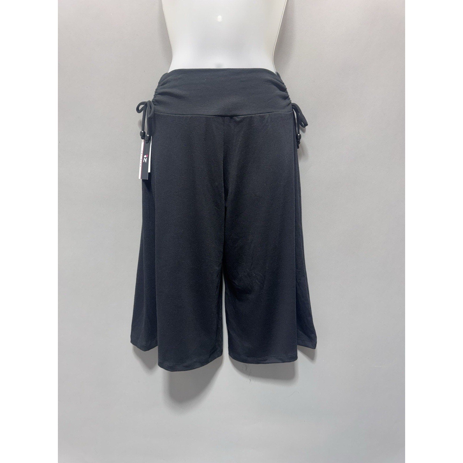 IZ Byer Black Wide Leg Pants Girls Medium 10-12 NWT Pull On Gaucho Culotte