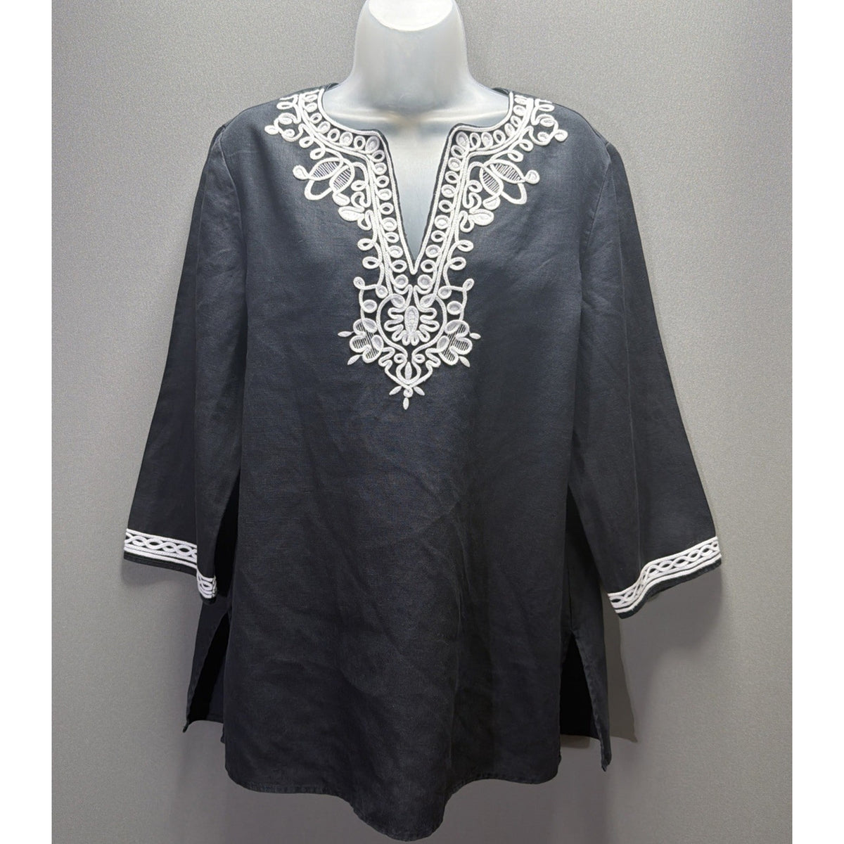 Jones New York Women’s 100% Linen Tunic Top Size L Black White Lace Trim