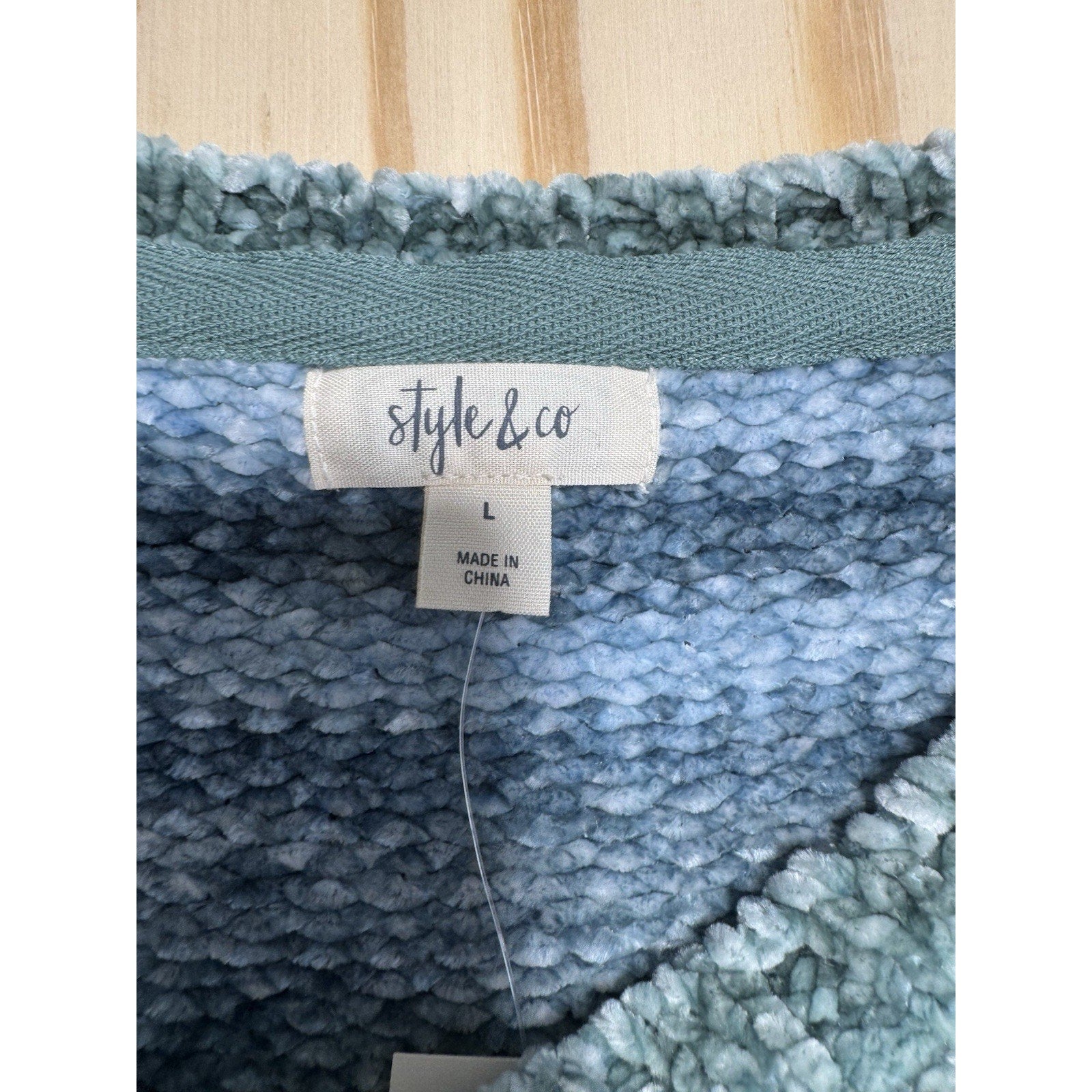 Style & Co Fuzzy Crew Sweater Womens Large Blue Green Striped Soft Plush Cozy