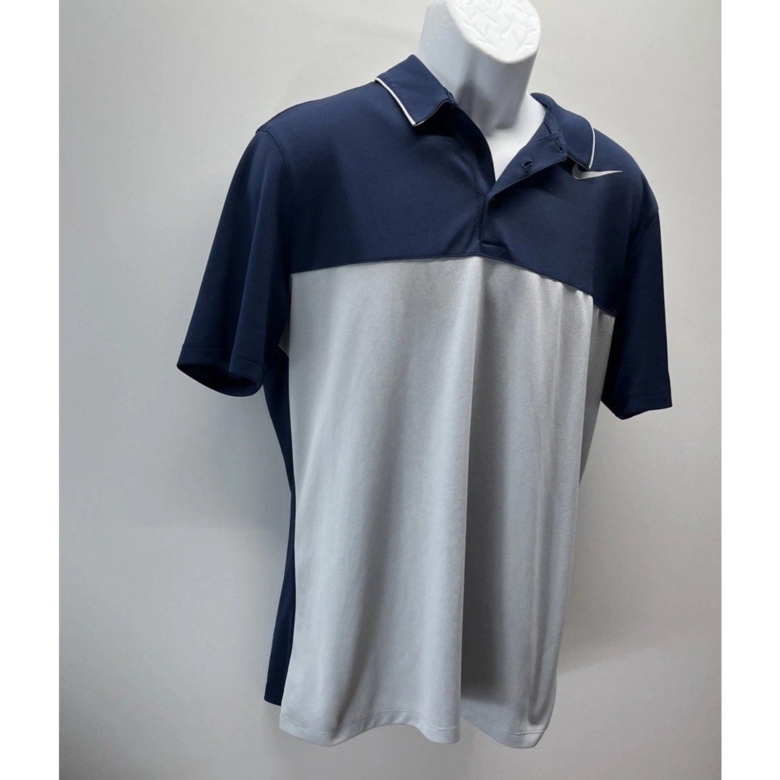 NIKE Golf STANDARD FIT POLO SHIRT GRAY STRIPED MENS Large