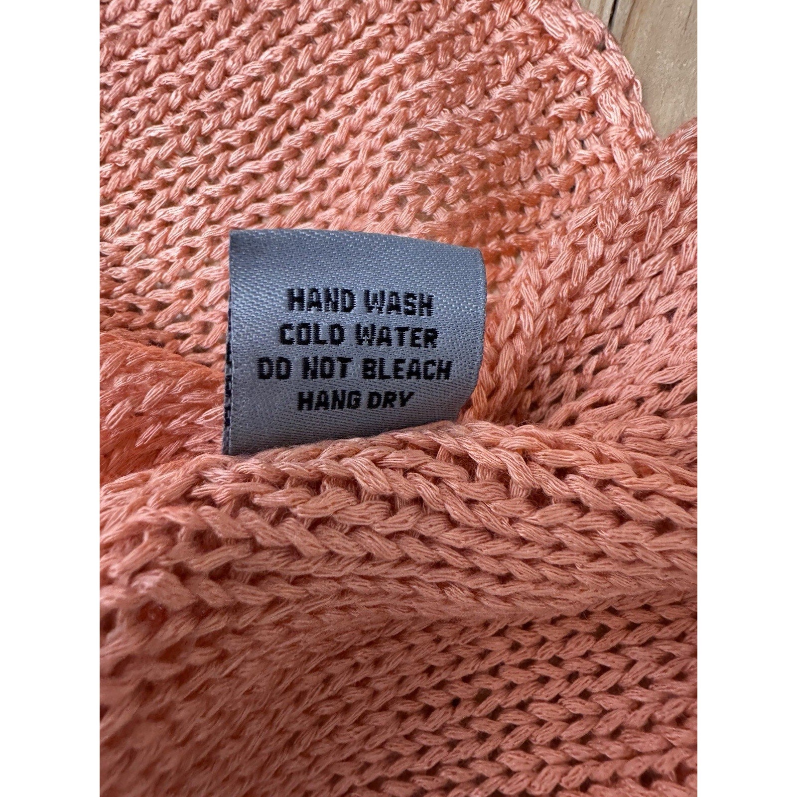 Casting LA Sweater Peach Open Knit Distressed LS Women’s Size Medium NWT